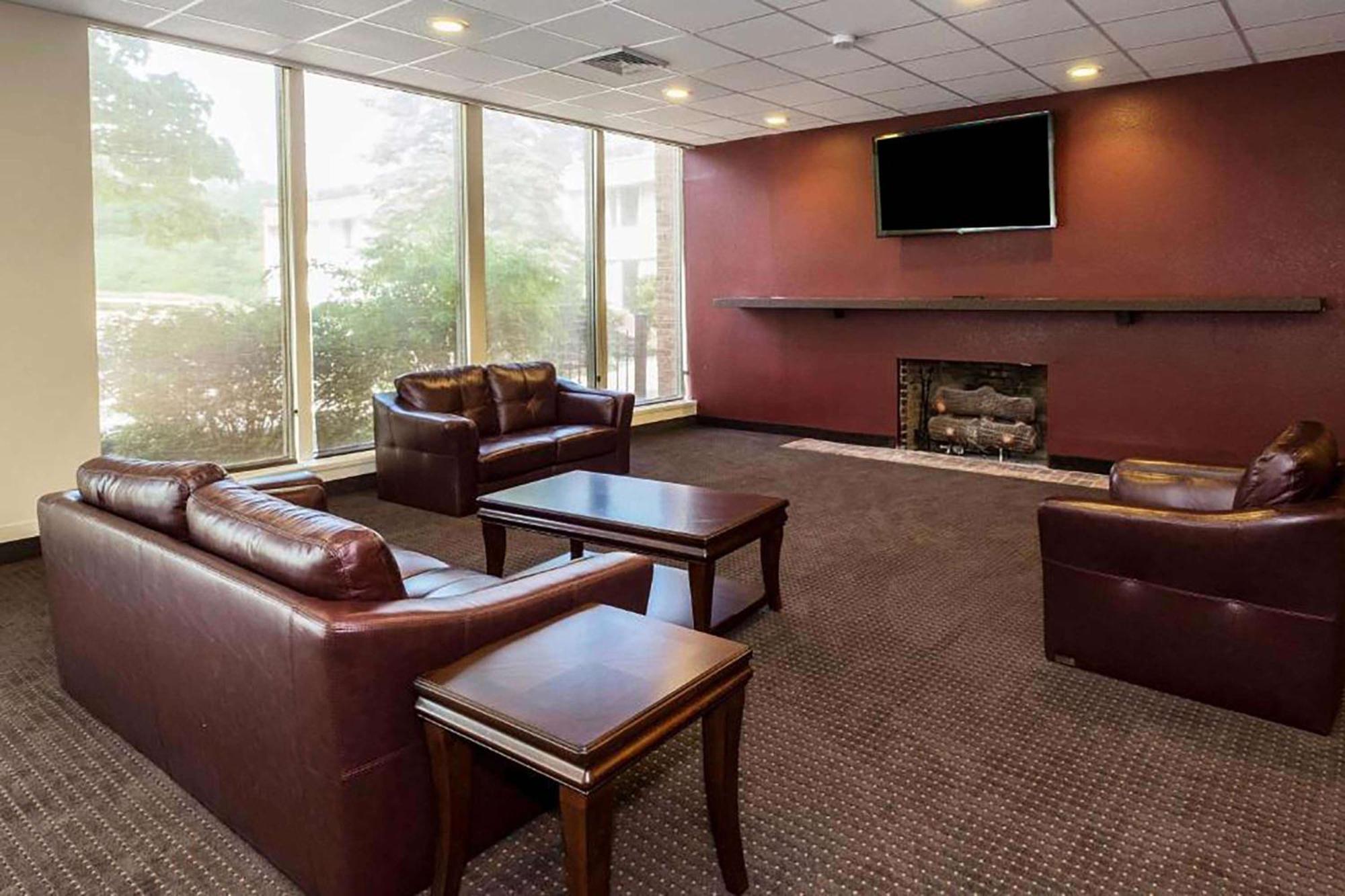 Days Inn By Wyndham Williamsport Extérieur photo
